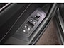 Volkswagen T-Roc 1.5 TSI 150pk DSG Style Trekhaak Camera Stoelverwarming Massage Virtual Cockpit Navigatie
