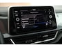 Volkswagen T-Roc 1.5 TSI 150pk DSG Style Trekhaak Camera Stoelverwarming Massage Virtual Cockpit Navigatie