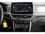 Volkswagen T-Roc 1.5 TSI 150pk DSG Style Trekhaak Camera Stoelverwarming Massage Virtual Cockpit Navigatie