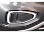 Volkswagen T-Roc 1.5 TSI 150pk DSG Style Trekhaak Camera Stoelverwarming Massage Virtual Cockpit Navigatie