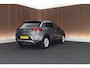 Volkswagen T-Roc 1.5 TSI 150pk DSG Style Trekhaak Camera Stoelverwarming Massage Virtual Cockpit Navigatie