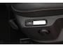 Volkswagen T-Roc 1.5 TSI 150pk DSG Style Trekhaak Camera Stoelverwarming Massage Virtual Cockpit Navigatie
