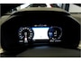 Volvo XC40 1.5 T5 193kW/262pk DCT7 Recharge Business Pro ADAPT.CRUISE + PILOT ASSIST + STOELVERWARMING + CAMERA + STUURVERWARMING + KEYLESS ENTRY&GO + CLIMA + BLIS + LANE ASSIST + VOORRUITVERWARMING + PARKSENSOREN V&A + 18" LM-VELGEN!!