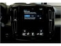 Volvo XC40 1.5 T5 193kW/262pk DCT7 Recharge Business Pro ADAPT.CRUISE + PILOT ASSIST + STOELVERWARMING + CAMERA + STUURVERWARMING + KEYLESS ENTRY&GO + CLIMA + BLIS + LANE ASSIST + VOORRUITVERWARMING + PARKSENSOREN V&A + 18" LM-VELGEN!!