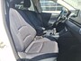 Mazda 2 1.5 Skyactiv-G Luxury | NL-Auto | Apple Carplay-Android Auto | Climate Control | Cruise Control | Stuurwiel en Stoel Verwarming | LM-velgen | Parkeersensoren | 1e Eigenaar | Dealer onderhouden |