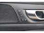 Volvo V60 T8 Recharge AWD R-Design | 360° Camera | Stoelverwarming | H/K | Pilot Assist | Glossy Black | 20 Inch
