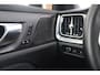 Volvo V60 T8 Recharge AWD R-Design | 360° Camera | Stoelverwarming | H/K | Pilot Assist | Glossy Black | 20 Inch