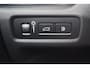 Volvo V60 T8 Recharge AWD R-Design | 360° Camera | Stoelverwarming | H/K | Pilot Assist | Glossy Black | 20 Inch