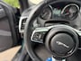 Jaguar F-Type 2.0T R-Dynamic / Panoramadak / Meridian / Camera / Alcantara bekleding / Keyless entry / Goed onderhouden