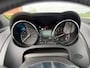 Jaguar F-Type 2.0T R-Dynamic / Panoramadak / Meridian / Camera / Alcantara bekleding / Keyless entry / Goed onderhouden