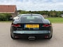 Jaguar F-Type 2.0T R-Dynamic / Panoramadak / Meridian / Camera / Alcantara bekleding / Keyless entry / Goed onderhouden