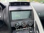 Jaguar F-Type 2.0T R-Dynamic / Panoramadak / Meridian / Camera / Alcantara bekleding / Keyless entry / Goed onderhouden