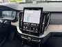 Volvo XC90 2.0 T8 Plug-in hybrid AWD Ultra Dark 455pk Luchtvering / Trekhaak / Massage Stoelen
