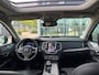 Volvo XC90 2.0 T8 Plug-in hybrid AWD Ultra Bright 455pk HU Luchtvering / Trekhaak / 22inc