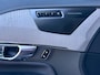 Volvo XC90 2.0 T8 Recharge AWD Ultra Dark 455pk Luchtvering / 22inc / Trekhaak / Massage Stoelen