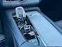 Volvo XC90 2.0 T8 Recharge AWD Ultra Dark 455pk Luchtvering / 22inc / Trekhaak / Massage Stoelen