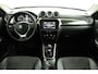 Suzuki Vitara 1.4 Boosterjet Style Smart Hybrid AllGrip | 4X4 | Climate control | Cruise control adaptive | Navigatie | Apple carplay, Android auto | Trekhaak | Panoramadak | Stoelverwarming |