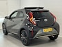 Toyota Aygo X 1.0 VVT-i MT Premium OPEN DAK | TWO TONE | NAVIGATIE | ZEER LUXE!