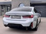 BMW 3-Serie 318i M Sport Brooklyn Grau Pano H/K Hud 360° 1e Eigenaar