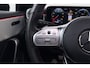 Mercedes-Benz A-klasse 180 Aut. Business Solution AMG Pano-dak Sfeerverlichting Stoelverw.
