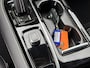 Volvo V60 2.0 T6 Plug-in hybrid AWD LONG RANGE Ultimate Dark / AndroidAuto/Applecarplay / Stoel en Stuurverwarming / Harman Kardon / Elektrisch verstelbare stoelen met Memory /