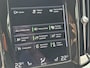 Volvo V60 2.0 T6 Plug-in hybrid AWD LONG RANGE Ultimate Dark / AndroidAuto/Applecarplay / Stoel en Stuurverwarming / Harman Kardon / Elektrisch verstelbare stoelen met Memory /