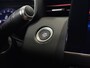 Renault Clio 1.0 TCe 100pk Edition One | Groot Navi | Bose | 17" | Camera | Stoel & Stuur verwarming | Carplay | 100 % Dealer onderhouden!