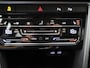Volkswagen T-Roc 1.5 TSI Life Business 150 PK| Origineel Nederlands | 1e Eigenaar | Navigatie | Dodehoekdetectie | Achteruitrijcamera | Stoelverwarming | Climatronic | Digitale Cockpit Pro