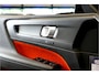 Volvo XC40 2.0 T4 140kW/190pk Aut8 R-Design PANORAMADAK + EL.TREKHAAK + BI-TONE + CRUISE CONTROL + EL.SPORTSTOELEN + LEER/ALCANTARA + STOELVERWARMING + FULL LED + KEYELSS ENTRY&GO + CAMERA + BLIS + LANE ASSIST + PARKSENSOREN + 19" LM-VELGEN + NIEUWE BANDEN!!