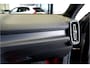 Volvo XC40 2.0 T4 140kW/190pk Aut8 R-Design PANORAMADAK + EL.TREKHAAK + BI-TONE + CRUISE CONTROL + EL.SPORTSTOELEN + LEER/ALCANTARA + STOELVERWARMING + FULL LED + KEYELSS ENTRY&GO + CAMERA + BLIS + LANE ASSIST + PARKSENSOREN + 19" LM-VELGEN + NIEUWE BANDEN!!