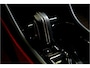Volvo XC40 2.0 T4 140kW/190pk Aut8 R-Design PANORAMADAK + EL.TREKHAAK + BI-TONE + CRUISE CONTROL + EL.SPORTSTOELEN + LEER/ALCANTARA + STOELVERWARMING + FULL LED + KEYELSS ENTRY&GO + CAMERA + BLIS + LANE ASSIST + PARKSENSOREN + 19" LM-VELGEN + NIEUWE BANDEN!!