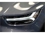 Volvo XC40 2.0 T4 140kW/190pk Aut8 R-Design PANORAMADAK + EL.TREKHAAK + BI-TONE + CRUISE CONTROL + EL.SPORTSTOELEN + LEER/ALCANTARA + STOELVERWARMING + FULL LED + KEYELSS ENTRY&GO + CAMERA + BLIS + LANE ASSIST + PARKSENSOREN + 19" LM-VELGEN + NIEUWE BANDEN!!