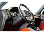 Volvo XC40 2.0 T4 140kW/190pk Aut8 R-Design PANORAMADAK + EL.TREKHAAK + BI-TONE + CRUISE CONTROL + EL.SPORTSTOELEN + LEER/ALCANTARA + STOELVERWARMING + FULL LED + KEYELSS ENTRY&GO + CAMERA + BLIS + LANE ASSIST + PARKSENSOREN + 19" LM-VELGEN + NIEUWE BANDEN!!