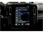 Volvo XC40 2.0 T4 140kW/190pk Aut8 R-Design PANORAMADAK + EL.TREKHAAK + BI-TONE + CRUISE CONTROL + EL.SPORTSTOELEN + LEER/ALCANTARA + STOELVERWARMING + FULL LED + KEYELSS ENTRY&GO + CAMERA + BLIS + LANE ASSIST + PARKSENSOREN + 19" LM-VELGEN + NIEUWE BANDEN!!