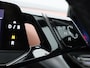 Volkswagen ID.4 Pro 77 kWh 204 PK| Warmtepomp | Trekhaak | Panoramadak | Navigatie Pro | Elektrische Voorstoelen | 360 Camera | Head-Updisplay | Parkeersensoren | Stoelverwarming | Stuurwielverwarming