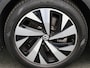 Volkswagen ID.4 Pro 77 kWh 204 PK| Warmtepomp | Trekhaak | Panoramadak | Navigatie Pro | Elektrische Voorstoelen | 360 Camera | Head-Updisplay | Parkeersensoren | Stoelverwarming | Stuurwielverwarming