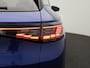 Volkswagen ID.4 Pro 77 kWh 204 PK| Warmtepomp | Trekhaak | Panoramadak | Navigatie Pro | Elektrische Voorstoelen | 360 Camera | Head-Updisplay | Parkeersensoren | Stoelverwarming | Stuurwielverwarming
