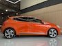 Renault Clio 1.0 TCe 100pk R.S. Line | Groot Navi | Camera | Carplay | 17 inch | Sport stoelen | 100% onderhouden!