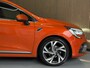Renault Clio 1.0 TCe 100pk R.S. Line | Groot Navi | Camera | Carplay | 17 inch | Sport stoelen | 100% onderhouden!