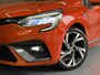 Renault Clio 1.0 TCe 100pk R.S. Line | Groot Navi | Camera | Carplay | 17 inch | Sport stoelen | 100% onderhouden!