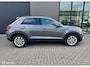 Volkswagen T-Roc 1.5 TSI Life Edition 150 PK | TREKHAAK | CAMERA | KEYLESS | ACC | NAVIGATIE | IQ.DRIVE