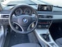 BMW 3-Serie Touring 318i Clima, Navi, Multimedia, CC, Pano, PDC, LM, inklapbare Trekh, – Inruil Mogelijk –