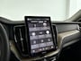 Volvo XC60 T6 Plug-in hybrid AWD Plus Dark | Panoramadak | 360° camera | Head-up display | Harman Kardon | Stoel- en stuurverwarming | Trekhaak