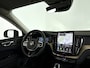 Volvo XC60 T6 Plug-in hybrid AWD Plus Dark | Panoramadak | 360° camera | Head-up display | Harman Kardon | Stoel- en stuurverwarming | Trekhaak