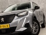 Peugeot 2008 1.2 PureTech Sport 131Pk Automaat (APPLE CARPLAY, GROOT NAVI, LM VELGEN, SPORTSTOELEN, PARKEERSENSOREN, LANE ASSIST, NIEUWSTAAT)