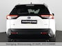 Toyota RAV4 2.5 HYBRID 4WD DYNAMIC PACK GARANTIE TOT 05-2031! SLECHTS 39.000 KM! 1650 KG TREKGEWICHT. STUUR & STOELVERWARMING . NAVIGATIE .PDC V & A .