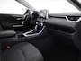 Toyota RAV4 2.5 HYBRID 4WD DYNAMIC PACK GARANTIE TOT 05-2031! SLECHTS 39.000 KM! 1650 KG TREKGEWICHT. STUUR & STOELVERWARMING . NAVIGATIE .PDC V & A .
