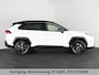 Toyota RAV4 2.5 HYBRID 4WD DYNAMIC PACK GARANTIE TOT 05-2031! SLECHTS 39.000 KM! 1650 KG TREKGEWICHT. STUUR & STOELVERWARMING . NAVIGATIE .PDC V & A .