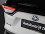 Toyota RAV4 2.5 HYBRID 4WD DYNAMIC PACK GARANTIE TOT 05-2031! SLECHTS 39.000 KM! 1650 KG TREKGEWICHT. STUUR & STOELVERWARMING . NAVIGATIE .PDC V & A .