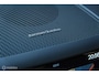 Volvo XC60 2.0 Recharge T8 AWD R-Design | Luchtvering | ACC | 22 Inch | Pano | Stoelverwarming en ventilatie | Stuurwielverwarming | Pilot Assist | Harman Kardon | Bursting Blue | 360 camera